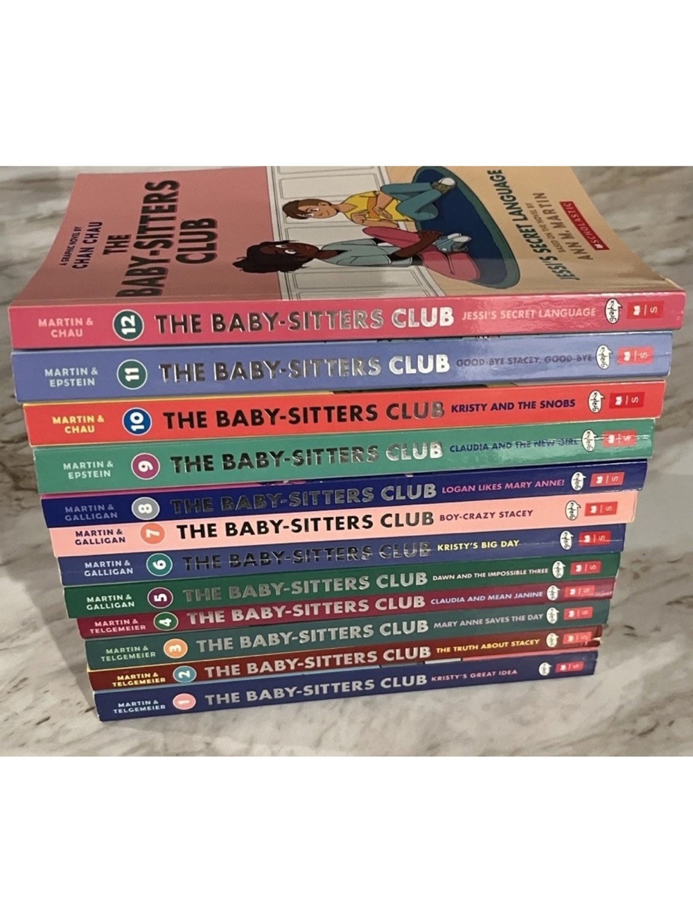 The Baby Sitters Club 1-12 Books - Picture 14 of 14